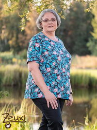 Zeuxl | Blaues Blumenshirt