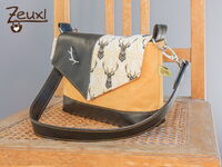 Zeuxl | Hirsche Josha