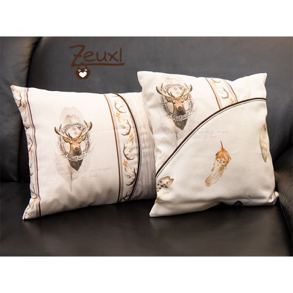 Zeuxl Fancykissen Hirsche und Federn